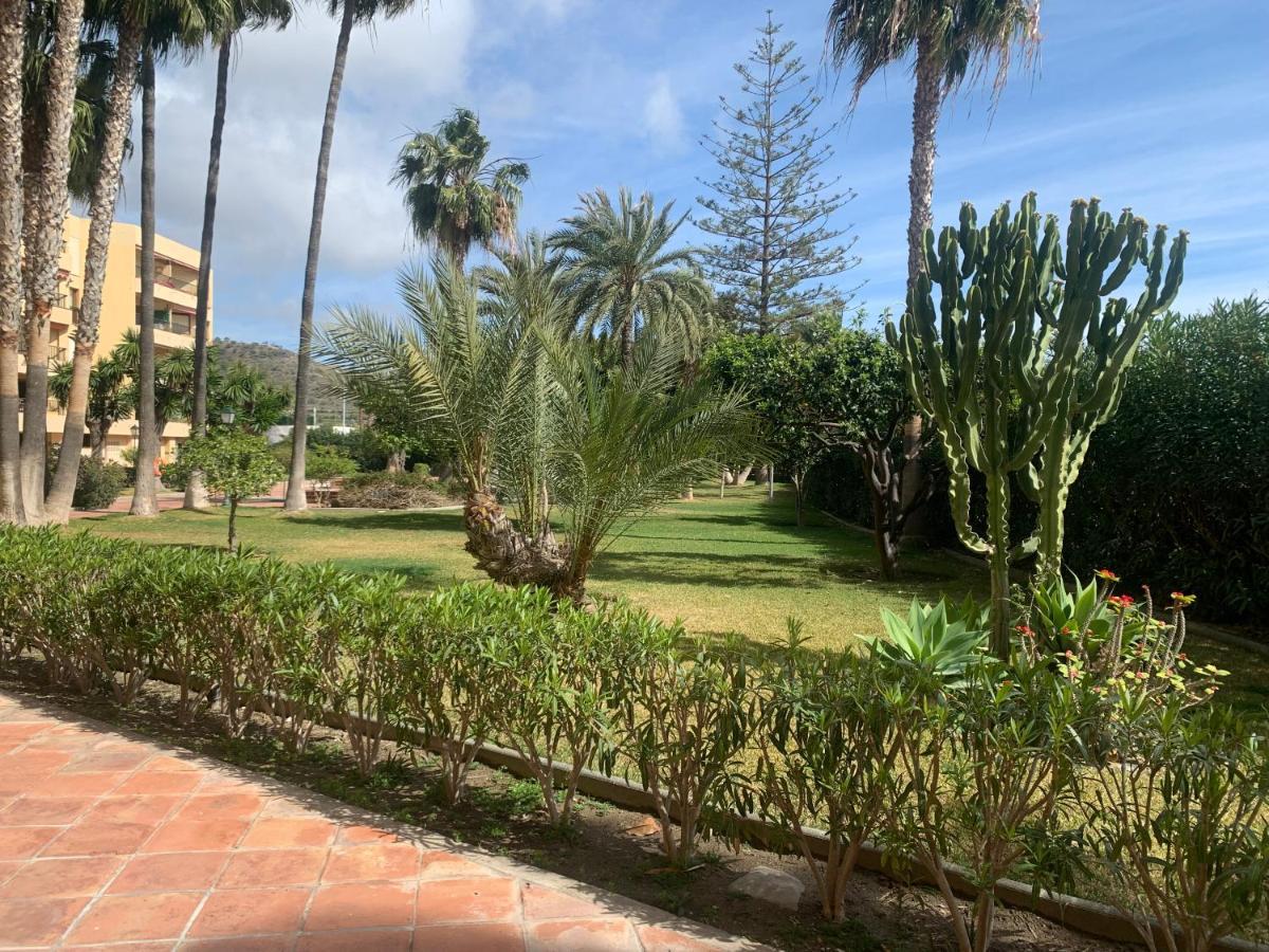 Apartamento Rosa Nautica Primera Linea De Playa La Herradura  Exteriör bild